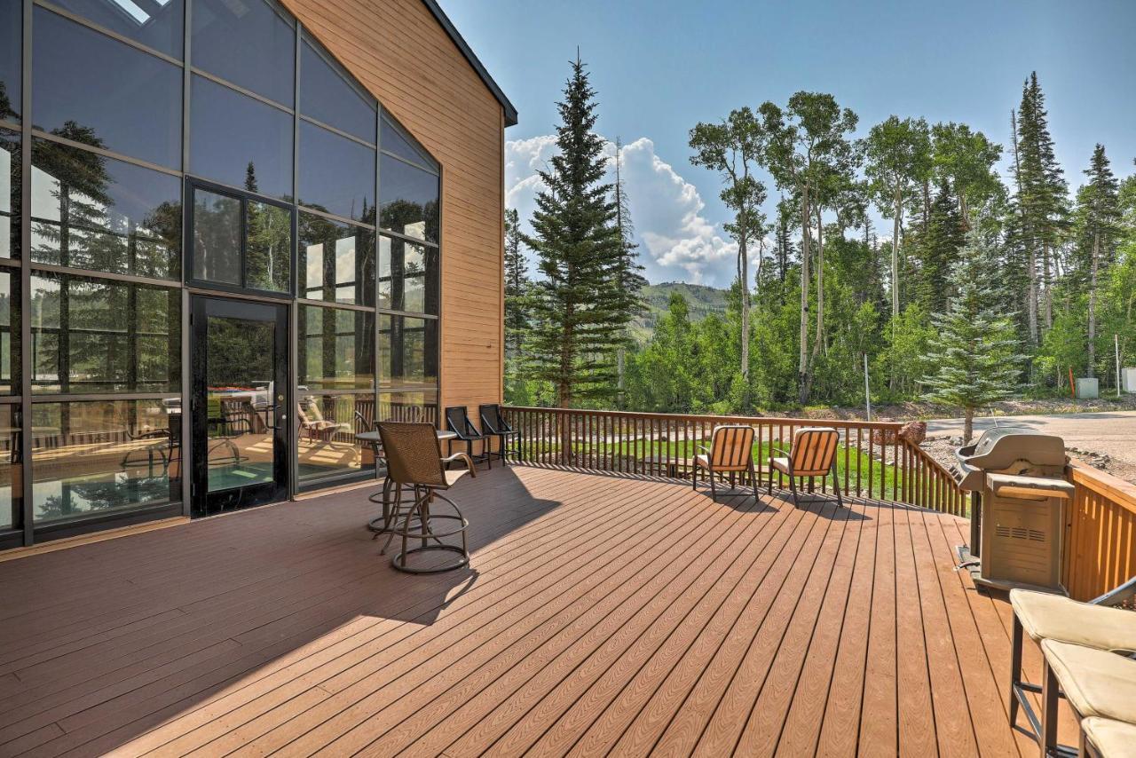 Brian Head Condo With Pool Access - Steps To Resort! Luaran gambar